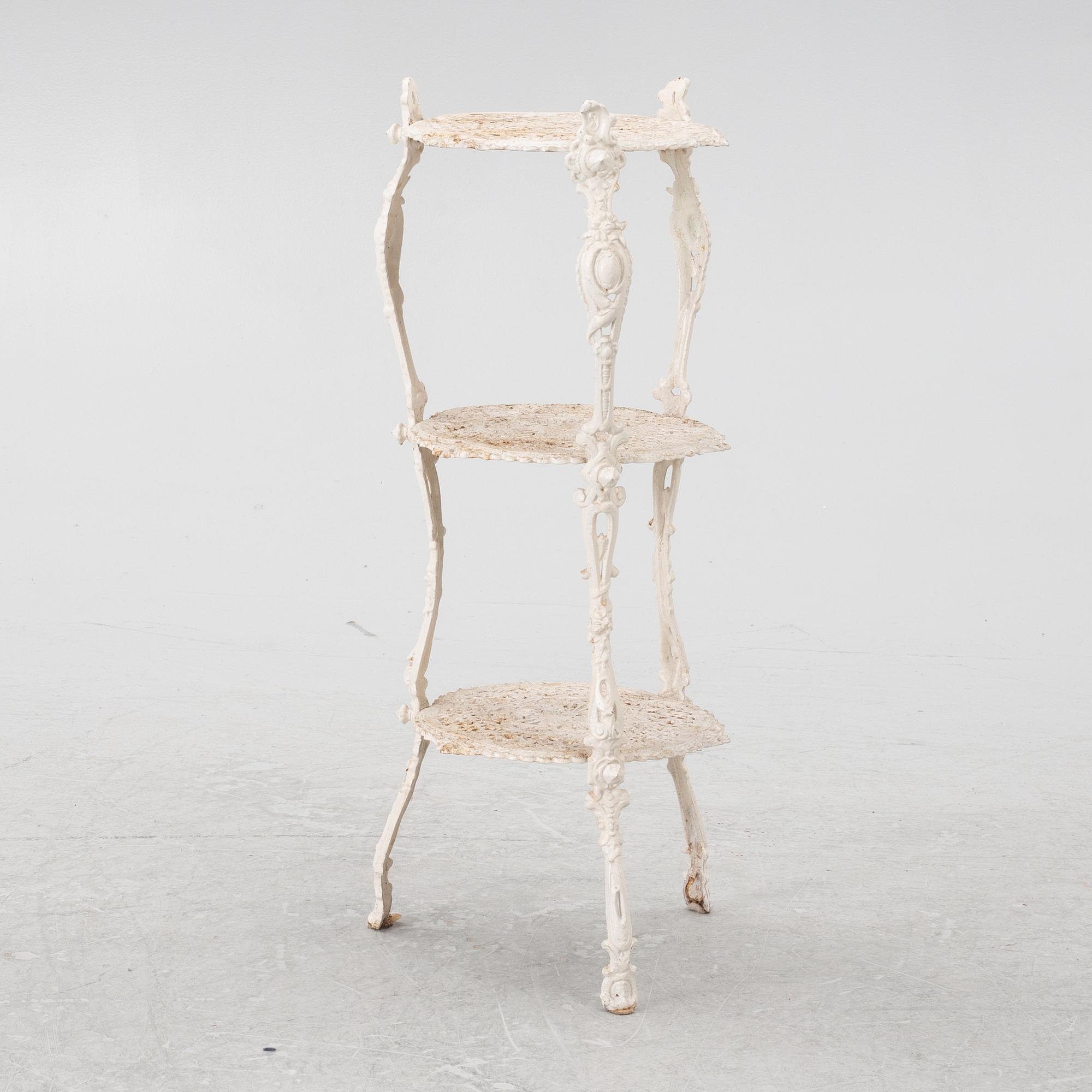 Etagere, early 20th century.