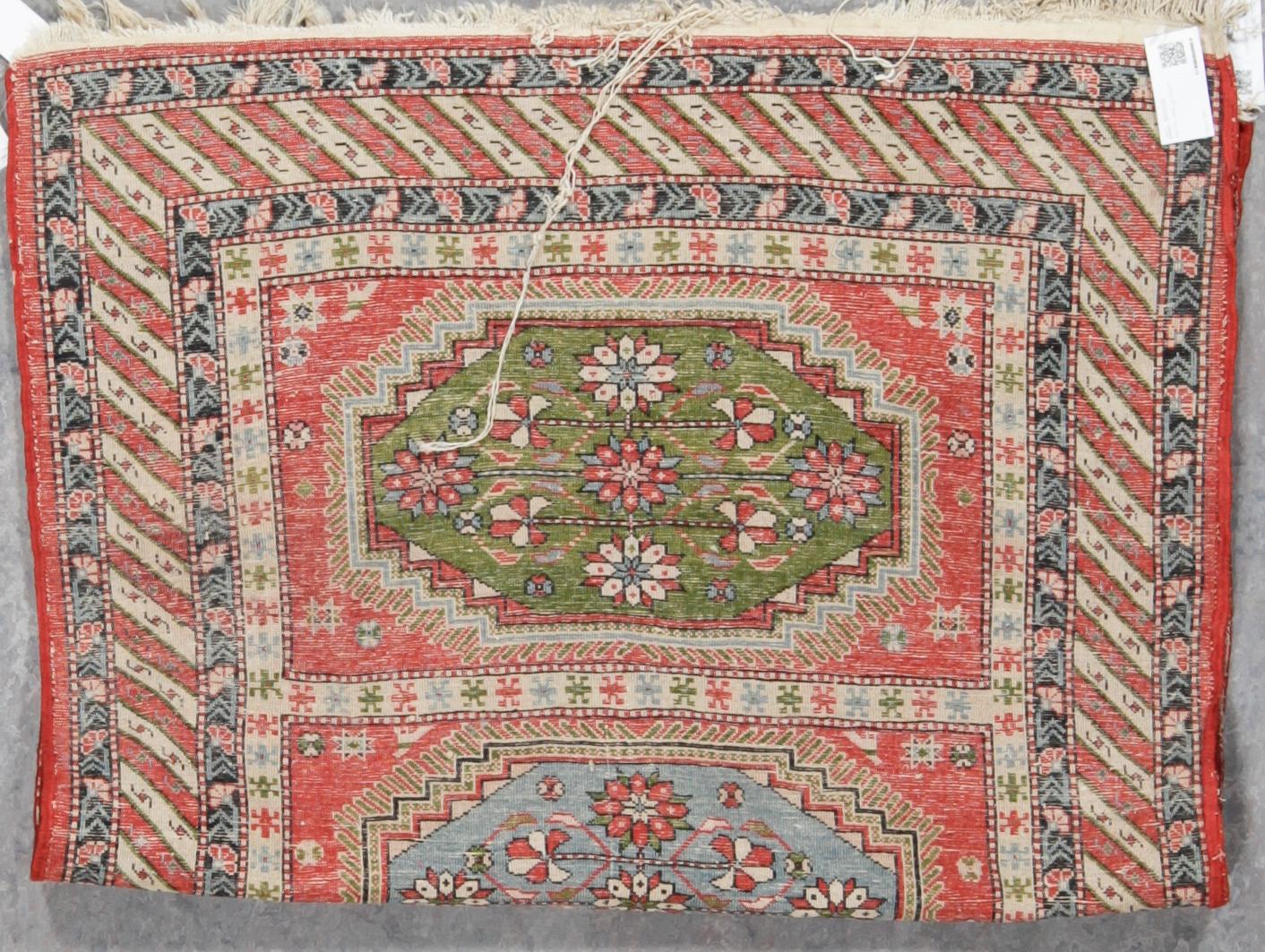 MATTA, sannolikt Kaukas, ca 152x101 cm.