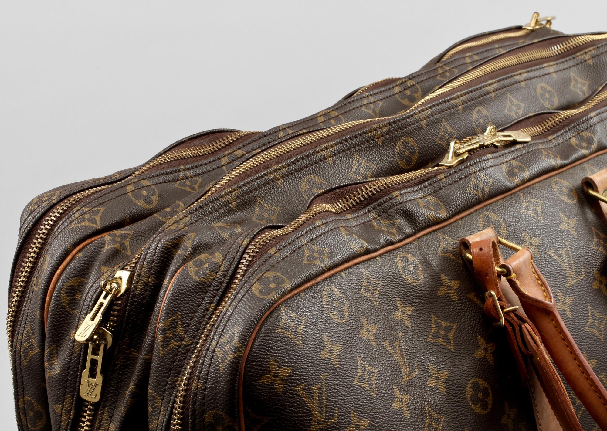 RESVÄSKA, "Sac 3 Poches 55", Louis Vuitton.