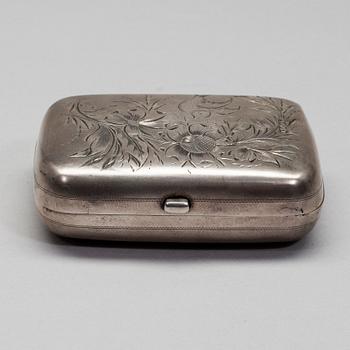 PORTMONNÄ, silver, Ryssland, S:t Petersburg ca 1900, totalvikt 58 g.