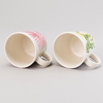 HEINI RIITAHUHTA, mukeja, 2 kpl, posliinia, "Love" ja "Happy", Arabia Finland. Signeeratut.