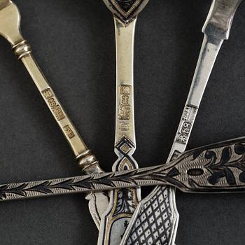 Two russian 19 th century silver forks and two spoons. 70 gram.