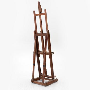 A studio easel, Wilhelm Becker AB, Stockholm, circa 1900.