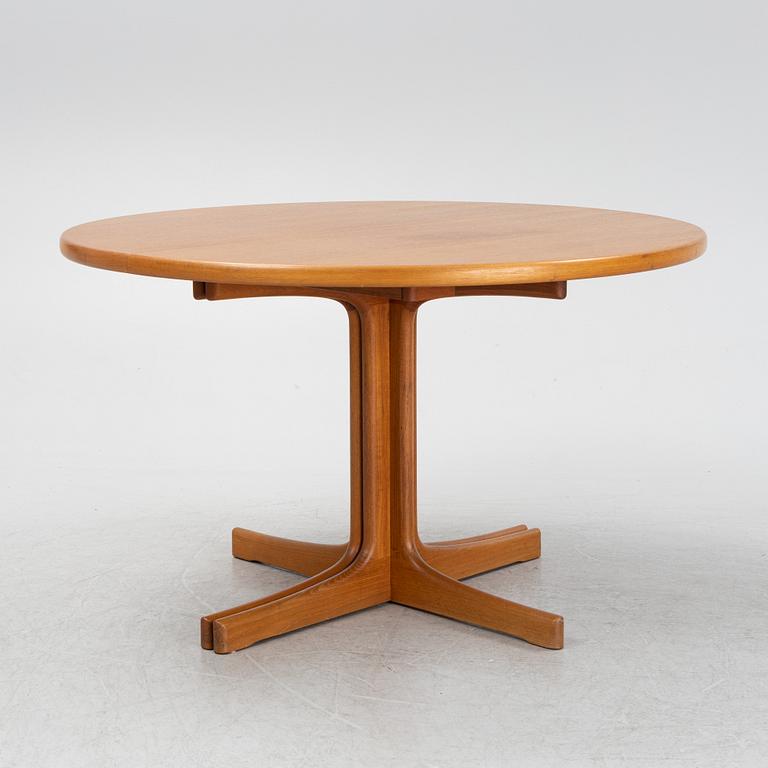 Karl Erik Ekselius, a teak veneered dining table, JOC Vetlanda, 1960's.