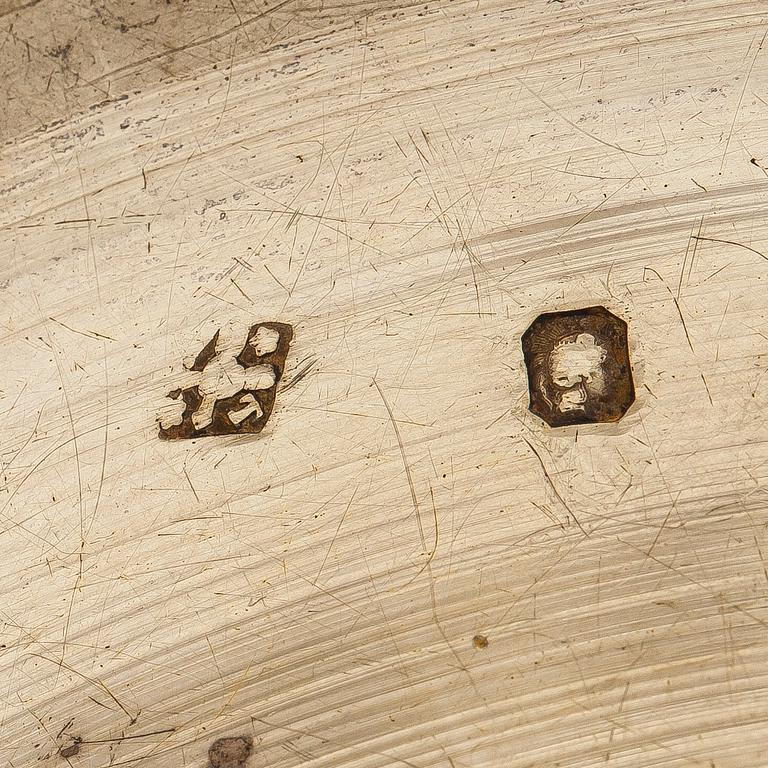 Nattvardskalk med paten, silver, Paris 1798-1809 och Frankrike 1800-tal. I schatull.