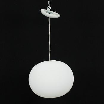 TAKLAMPOR, 2 st, "Glo-Ball", design Jasper Morrison 1999 för Flos, Italien. H 25.