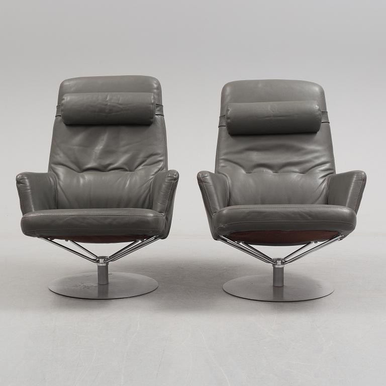 A pair of "Spider Roto" easy chairs, Kenneth Bergenblad by Dux.