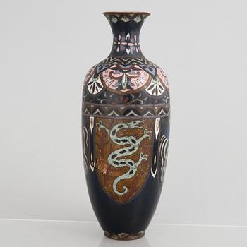 A Japanese cloisonné vase and a porcelain 'a thousand faces' satsuma dish, Meiji (1868-1912) and 20th century.
