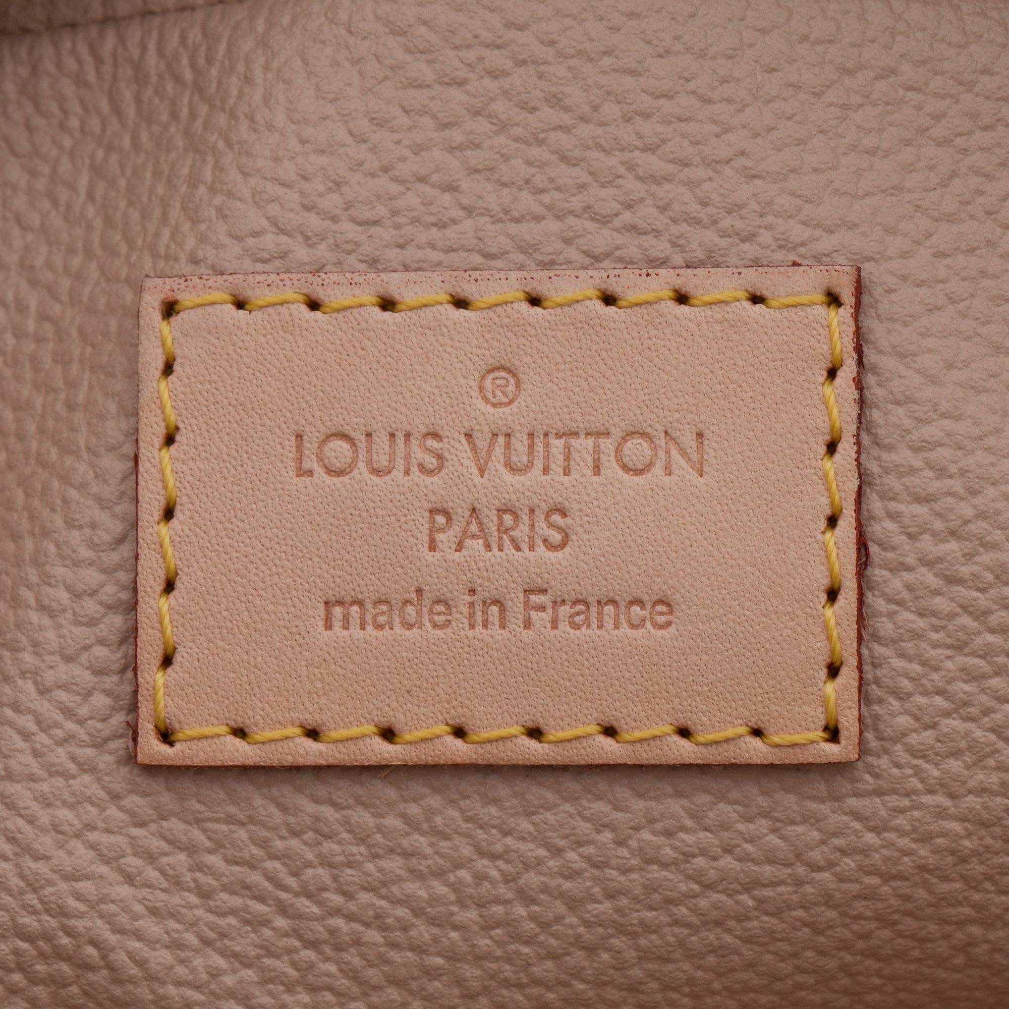 LOUIS VUITTON, a monogram canvas toiletry case.