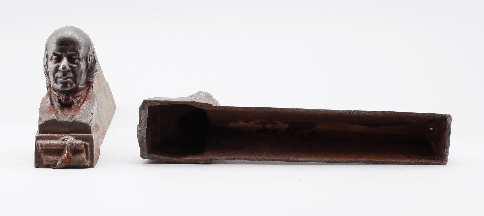 ELDHUNDAR, 1 par, gjutjärn, omkring år 1900.