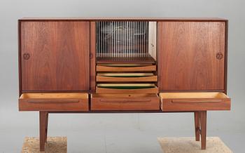 SIDEBOARD, 1900-talets mitt.
