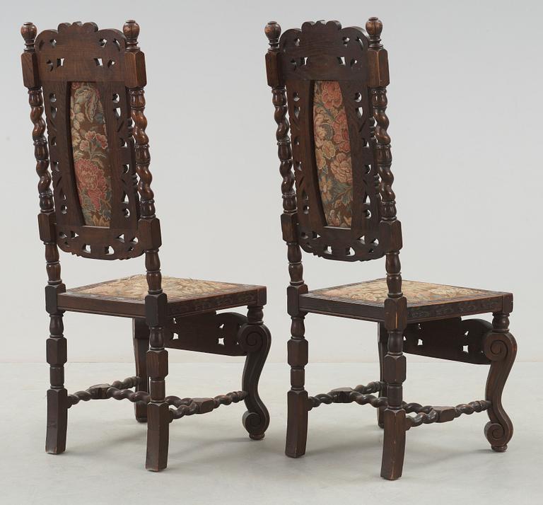 STOLAR, 2 st, barockstil, omkring sekelskiftet 1900.