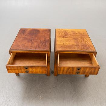 Side table a pair of Drexel Heritage Furnishings Inc, England 2nd half of the 20th century.