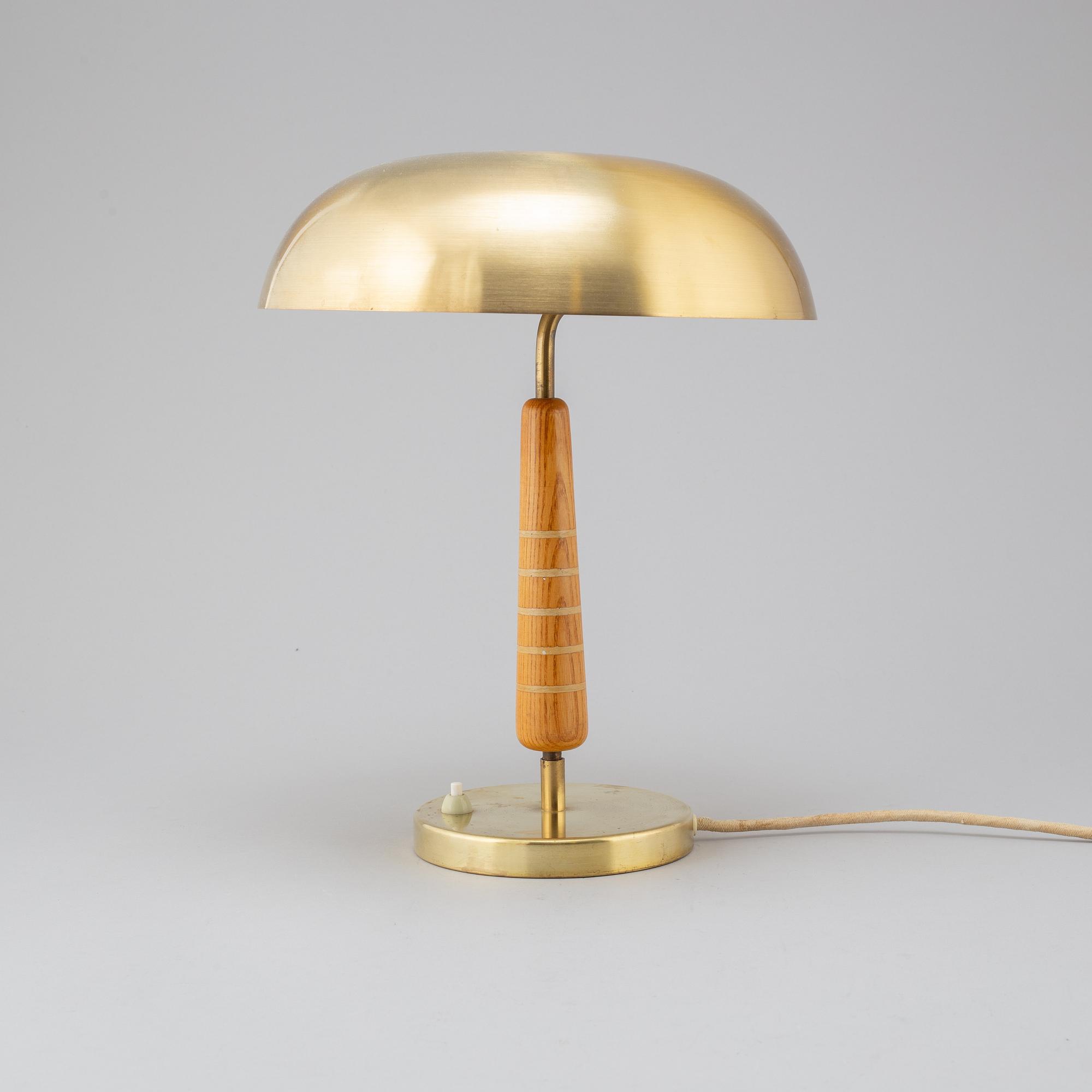 BORDSLAMPA, 1940-tal.