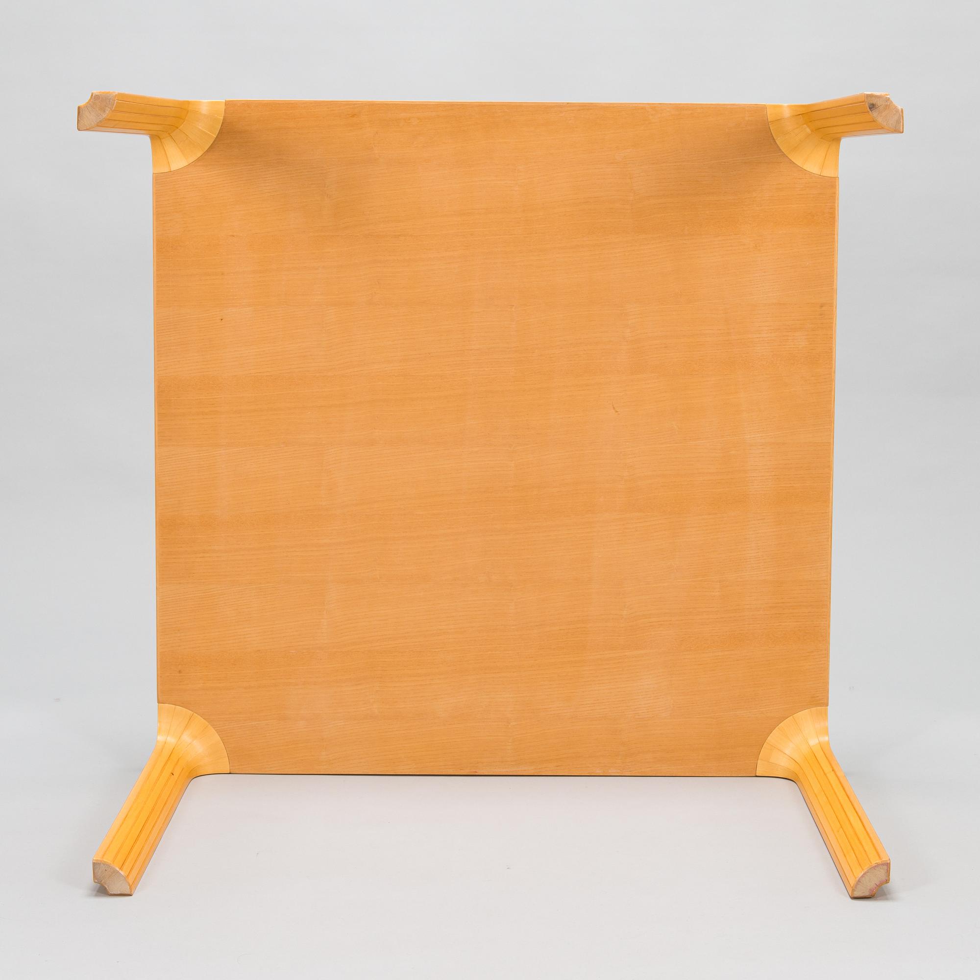 Alvar Aalto, coffe table model MX800B, Artek. Design year 1954.