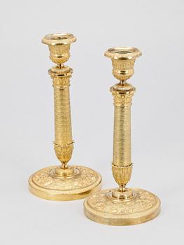 LJUSSTAKAR, ett par, empire, 1800-talets första hälft.