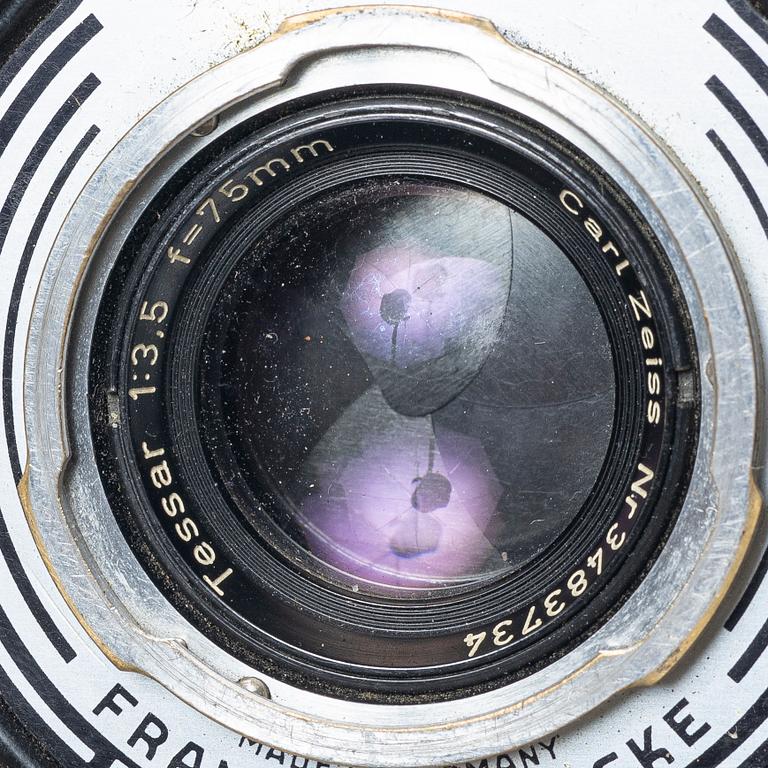 Mellanformatskamera, Rolleiflex, med väska och tillbehör, Franke & Heidecke, 1900-talets mitt, Tyskland.