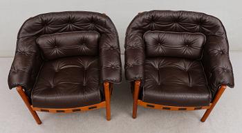 FÅTÖLJER, 1 par, 1900-talets andra hälft.