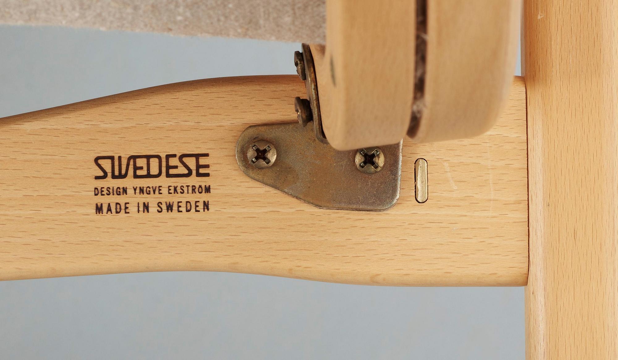 FÅTÖLJ, "Lamino". Design Yngve Ekström för Swedese. Brännmärkt.