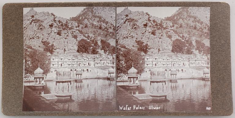 STEREOSKOP, med ca 160 bilder märkta H. Hands & Son´s, Stereoscopic Series, Indien, tidigt 1900-tal.