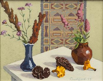 Oscar Luks Lundefjord, Still life with flowers and mushrooms.