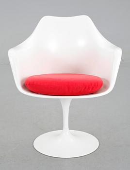 EERO SAARINEN, karmstolar, 6 st, "Tulip", Knoll International, USA.