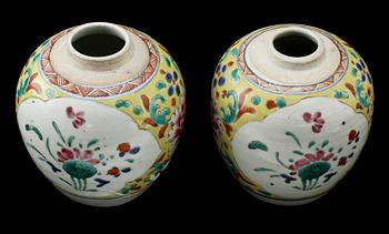 PARTI PORSLIN, 3 delar, Kina, delvis 1700-tal.