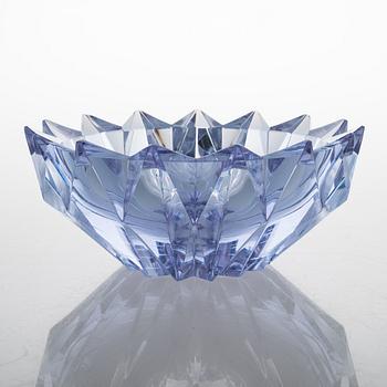 Aimo Okkolin, A 'Water lily' bowl, signed Aimo Okkolin Riihimäen Lasi Oy.