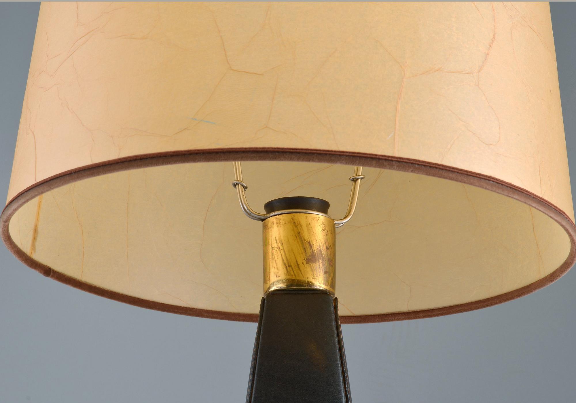 Lisa Johansson-Pape, BORDSLAMPA.