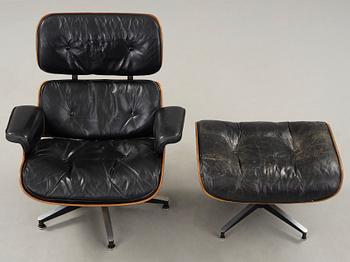 CHARLES & RAY EAMES, "Lounge Chair", fåtölj med fotpall, Herman Miller, USA 1960-70-tal.