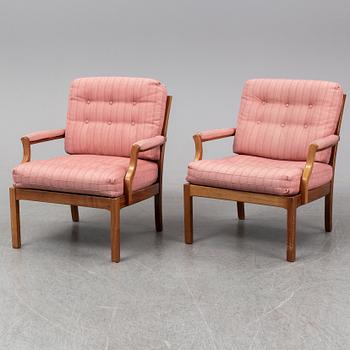 GRIPSHOLMSFÅTÖLJER, ett par, 1900-talets senare del.