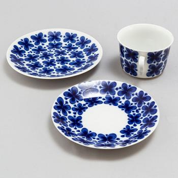 A Marianne Westman 'Mon Amie' part coffee and tea service, for Rörstrand (21 pieces).