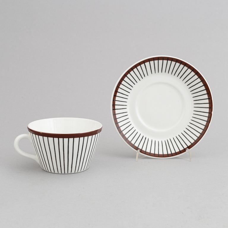 Stig Lindberg, ca 30 pieces "Spisa Ribb". Gustavsberg.