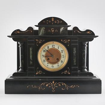 BORDSPENDYL, Japy Fréres, Frankrike, 1800-talets andra hälft.