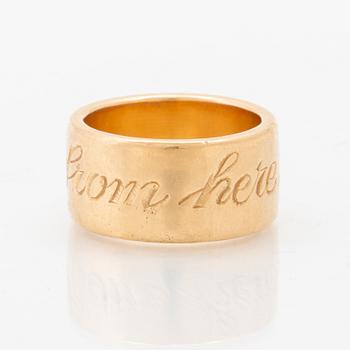 Efva Attling ring 18K guld "From here to eternity"bredaste modellen, 10 mm, storlek ca 16,75/53,5, 15,7 g.