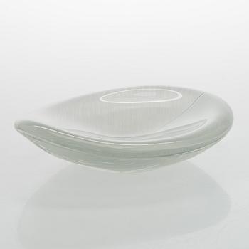 Tapio Wirkkala, A glass bowl "Lehti" (Leaf), signed Tapio Wirkkala Iittala -55.