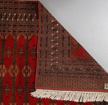 MATTA, Pakistan, old, signerad, 180 x 118 cm.