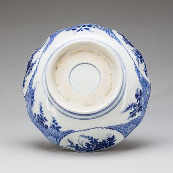 SKÅL, porslin. Japan, 1800-talets slut.