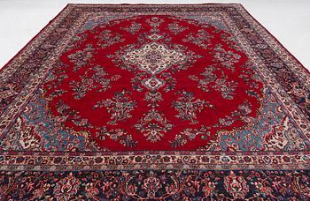 Matta, östpersisk, ca 445 x 315 cm.