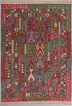 MATTA, kelim, 200 x 142 cm.