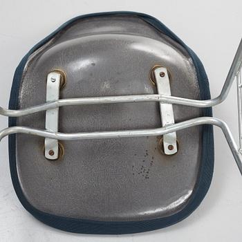 Charles & Ray Eames, stolar, 5 st. "DDS-I", licenstillverkad av Hille of London Ltd, England, 1960/70-tal.