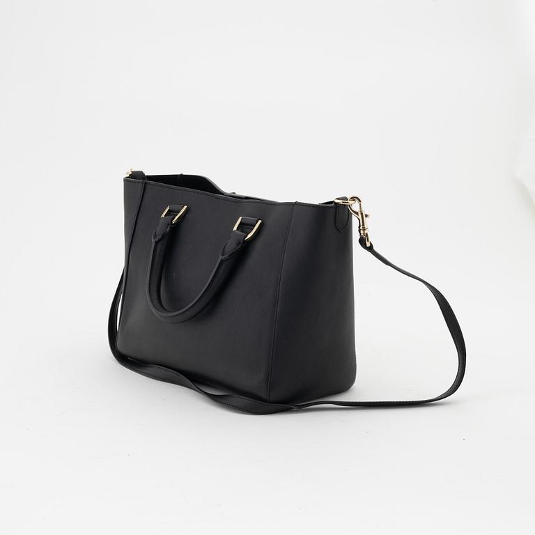 Mulberry, a black leather 'Willow' handbag.