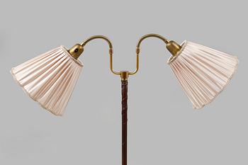 GOLVLAMPA, omkring 1900-talets mitt.