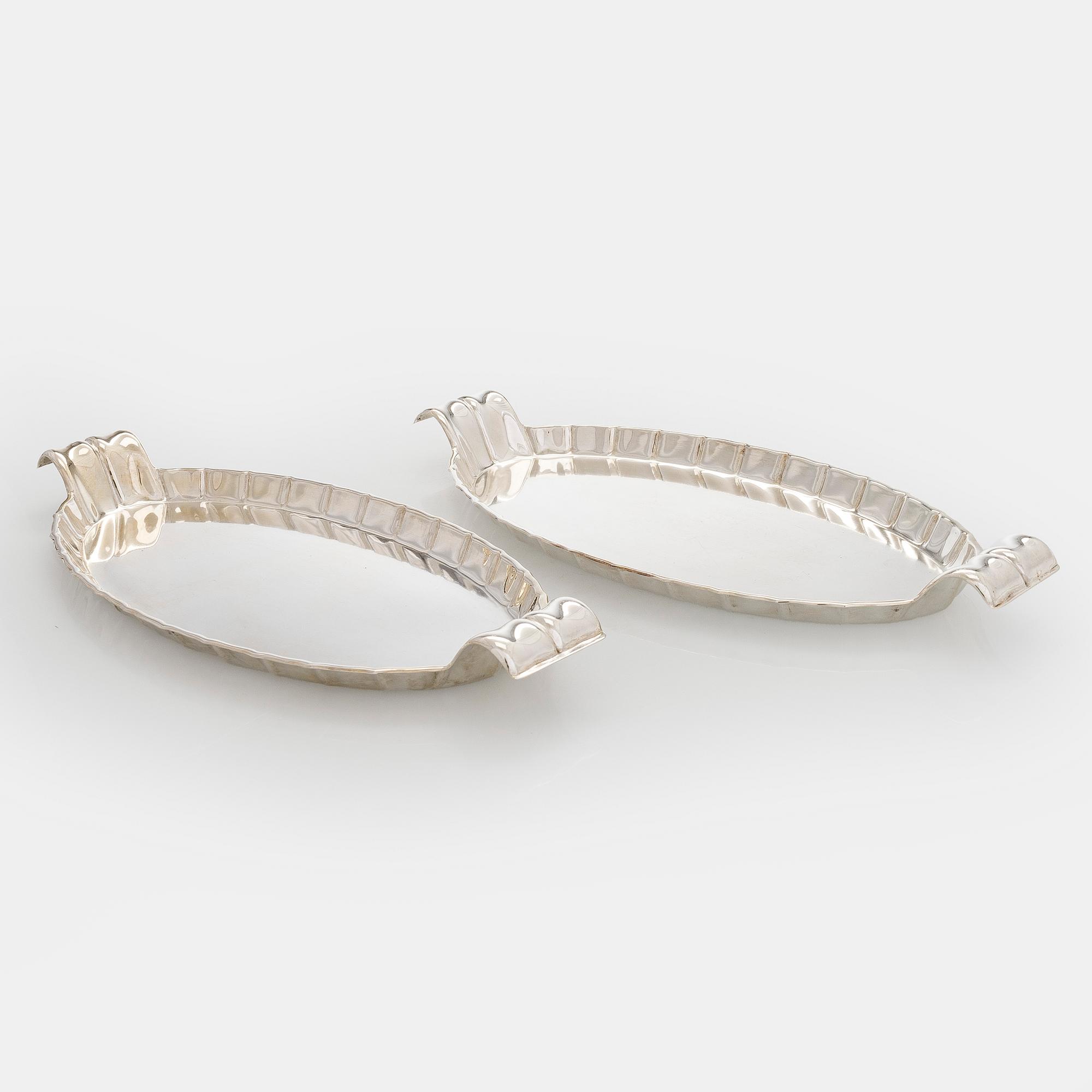 Tarjoiluvatipari, hopeaa, Tšekkoslovakia 1950-luku.