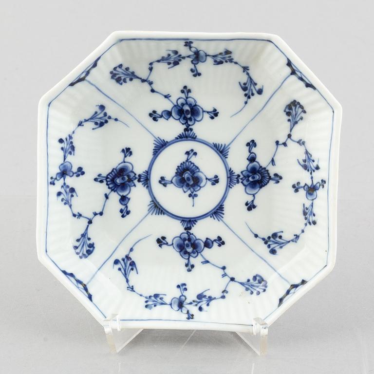 A 'Blue Fluted Plain' / 'Musselmalet' dish, Royal Copenhagen, old model, 19th century.