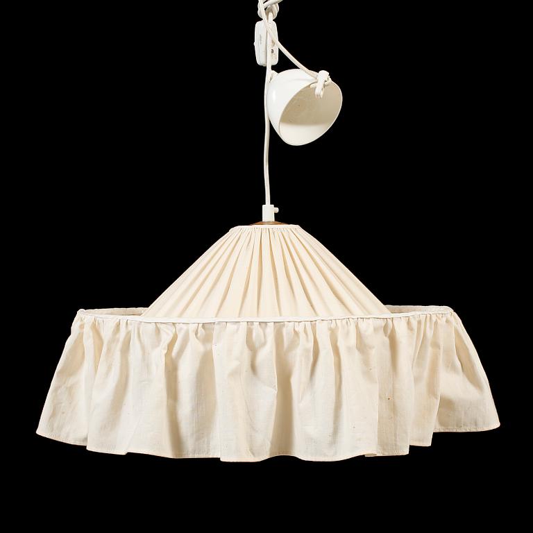 TAKLAMPA, modell 2560, Josef Frank, Firma Svenskt Tenn, höjd ca 30 cm exklusive sladd.