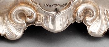 LJUSSTAKAR, ett par, silver, barockstil, CG Hallberg Stockholm 1946.