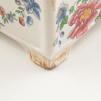 Dinner service with a plate model no. 537 Copeland & Garrett England circa 1900 porcelain.