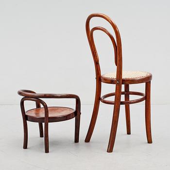 BARNSTOLAR, 2 st, Thonet, Wien, 1900-talets början.