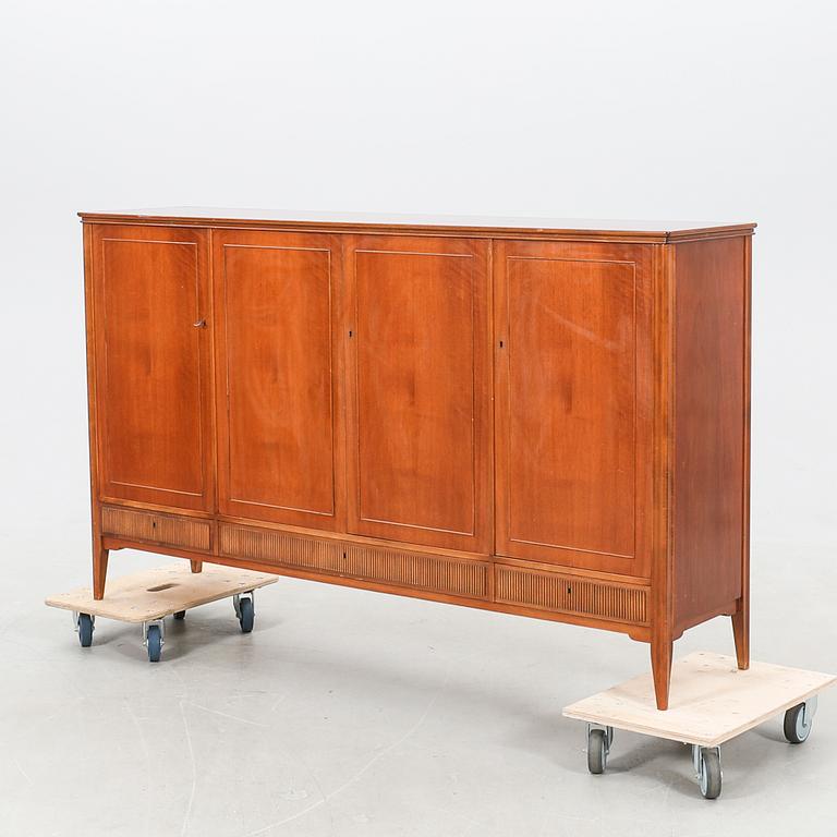 Mid-20th Century Sideboard/Cabinet.